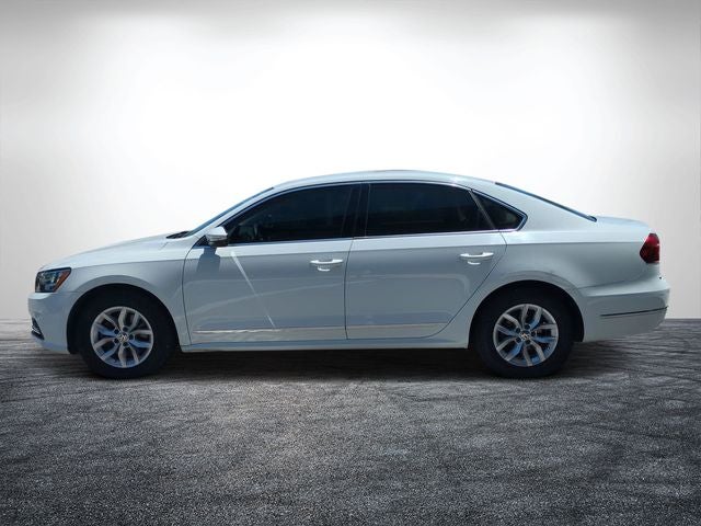2017 Volkswagen Passat 1.8T S