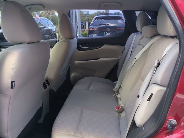 2022 Nissan Rogue Sport SV