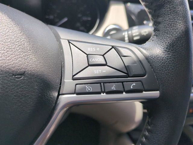 2022 Nissan Rogue Sport SV