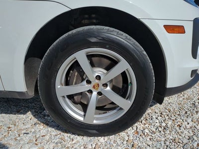 2021 Porsche Macan Base