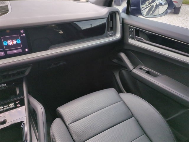 2024 Porsche Cayenne Base