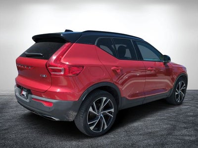 2019 Volvo XC40 R-Design