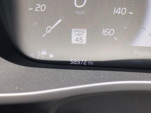 2019 Volvo XC40 R-Design